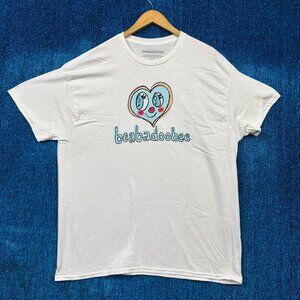 Beabadoobee Self Titled Heart Eyes Graphic Rock T-Shirt Size XL